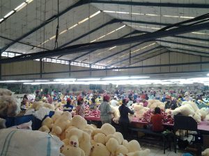 Pabrik Bantal Leher / Produsen Bantal Leher / Distributor Bantal Leher