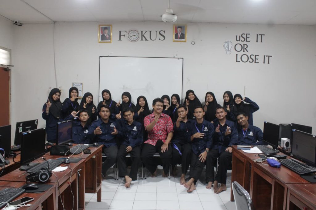 Pengalaman Pribadi Belajar di Bisnis Digital