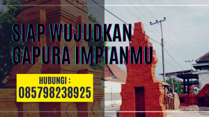 Gapura impian sedang dibangun bentuk tinggi, gaya kerajaan, dari bata merah Title: