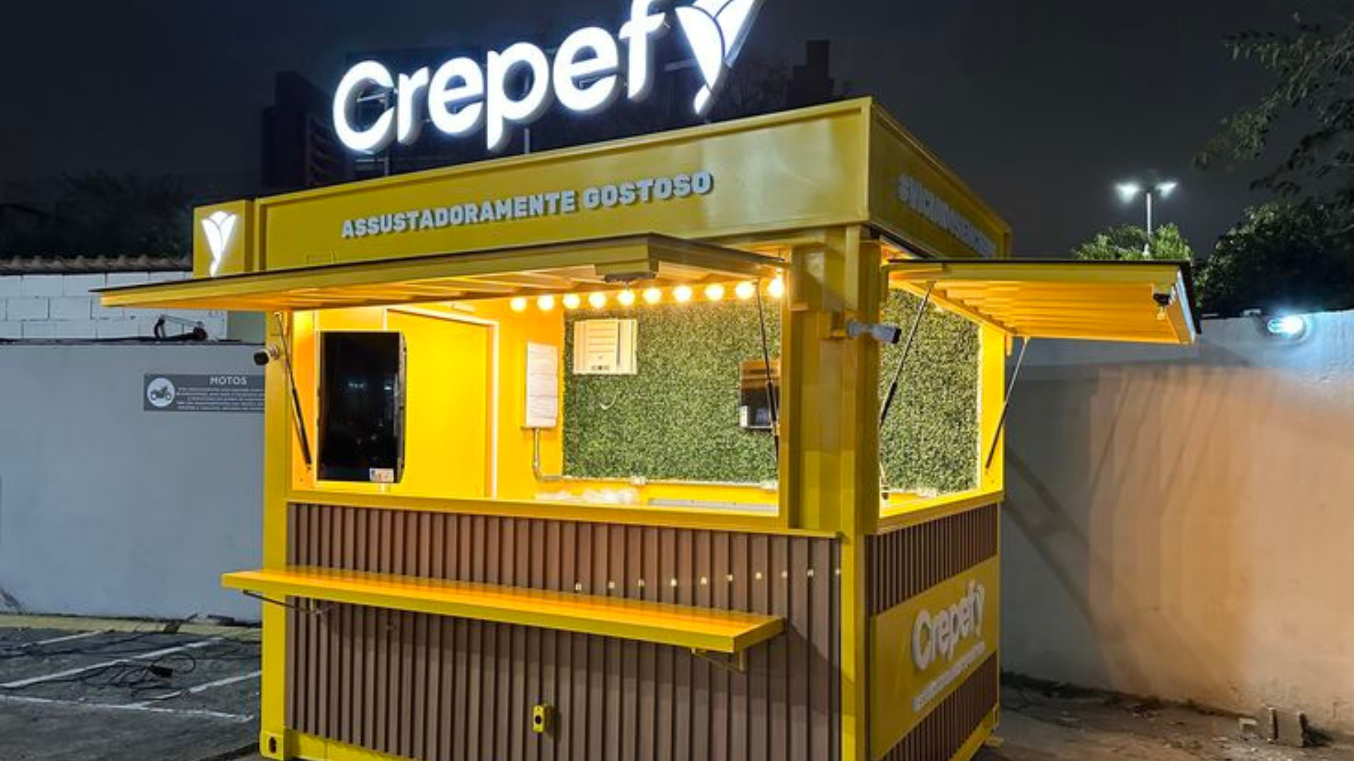 booth container mojokerto